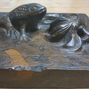 흥미진진 벼룻돌 길상