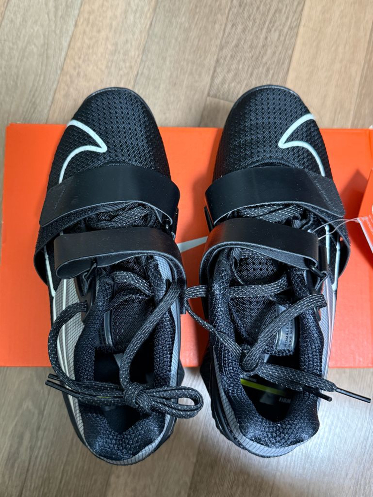 나이키 로말레오4 역도화 이미지