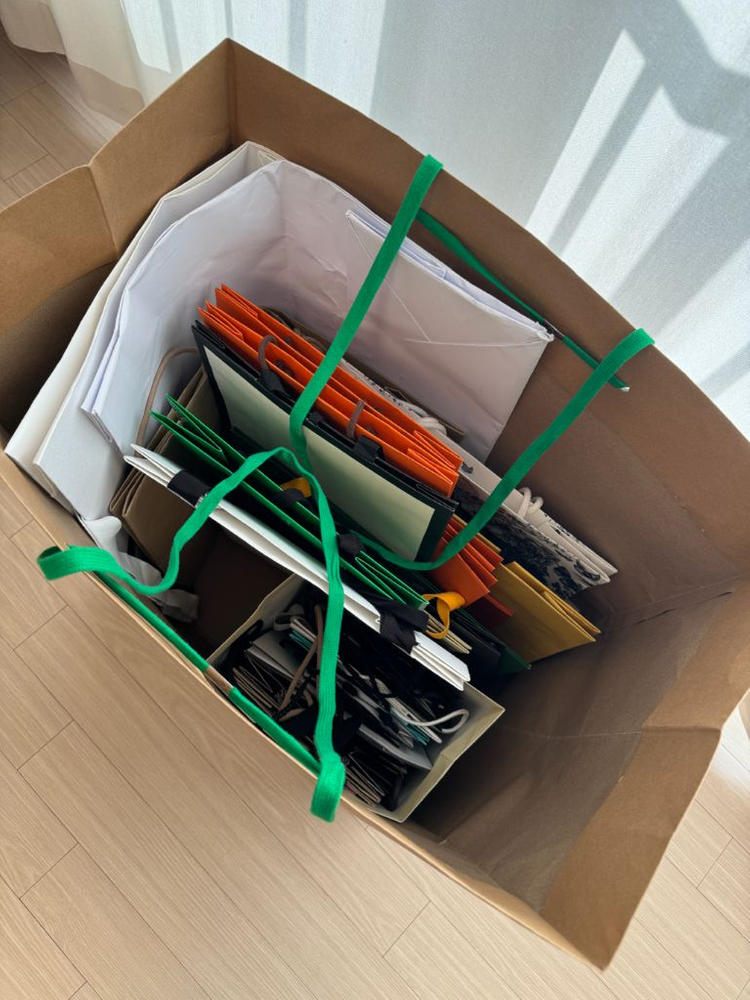 명품 쇼핑백 명품 상자 이미지