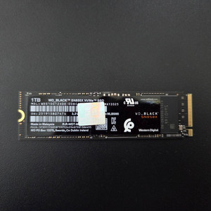 M.2 NVMe SSD 1TB WD SN850X 이미지