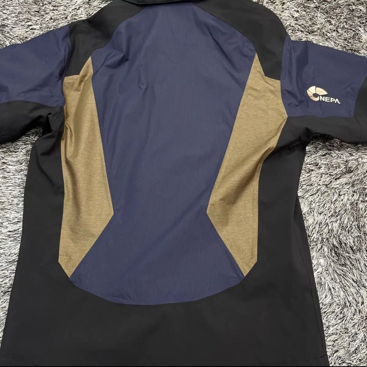 네파 남성 바람막이 (95) 이미지