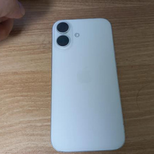 아이폰16 화이트 128gb 팝니다