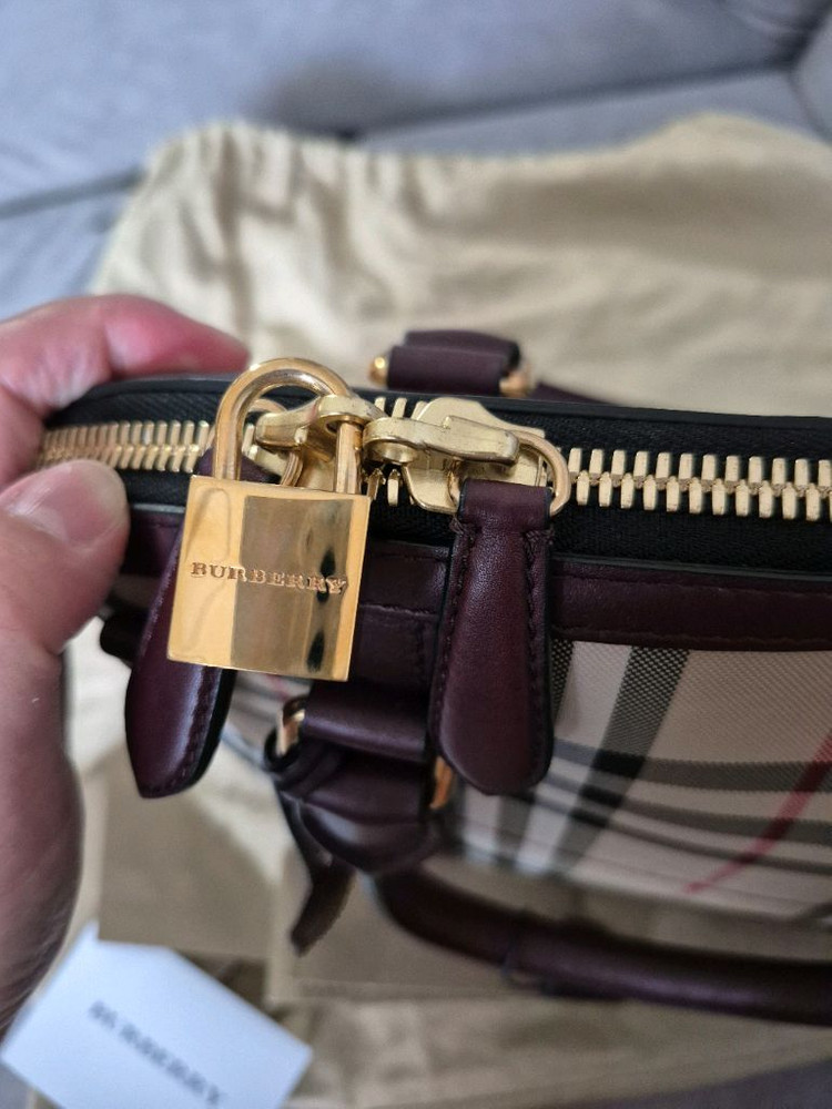 버버리 오차드 호스페리 체크 토트백--5