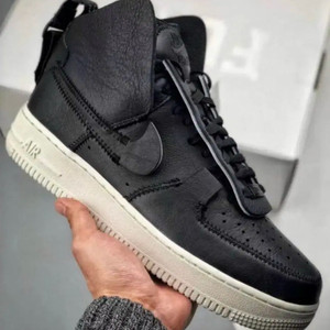 [255] 나이키 PSNY 에어포스1 하이 운동화