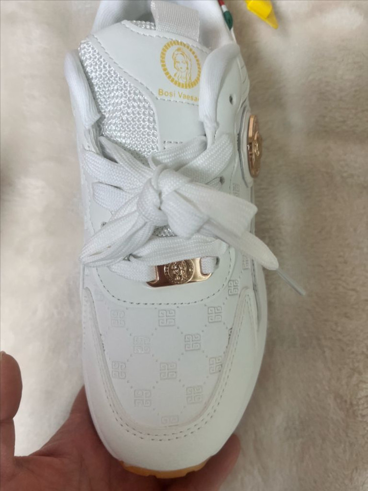 흰색 운동화(225) 새상품 이미지