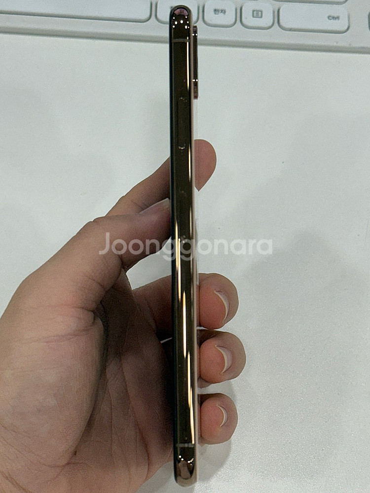 아이폰XS맥스 골드 64GB 판매합니다~--2