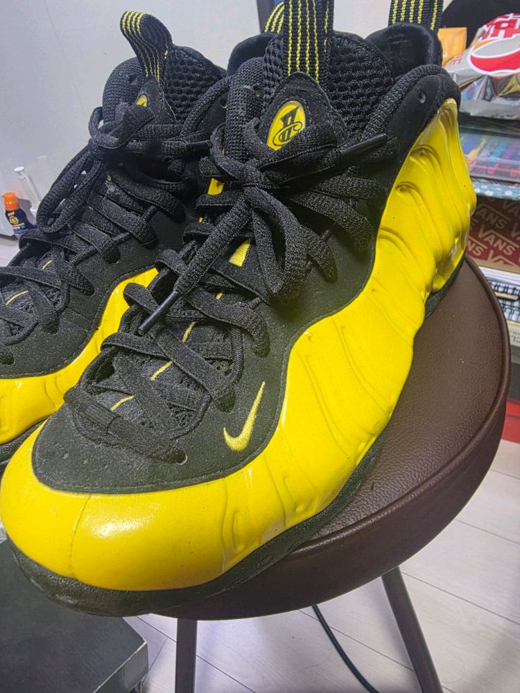나이키 에어 폼포짓 원 우탱 옵틱 옐로우 265mm--2