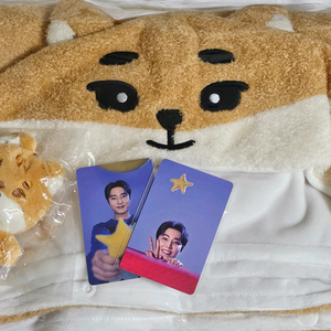 데이식스 데니멀즈 후드담요 포카 쁘띠멀즈 영케이