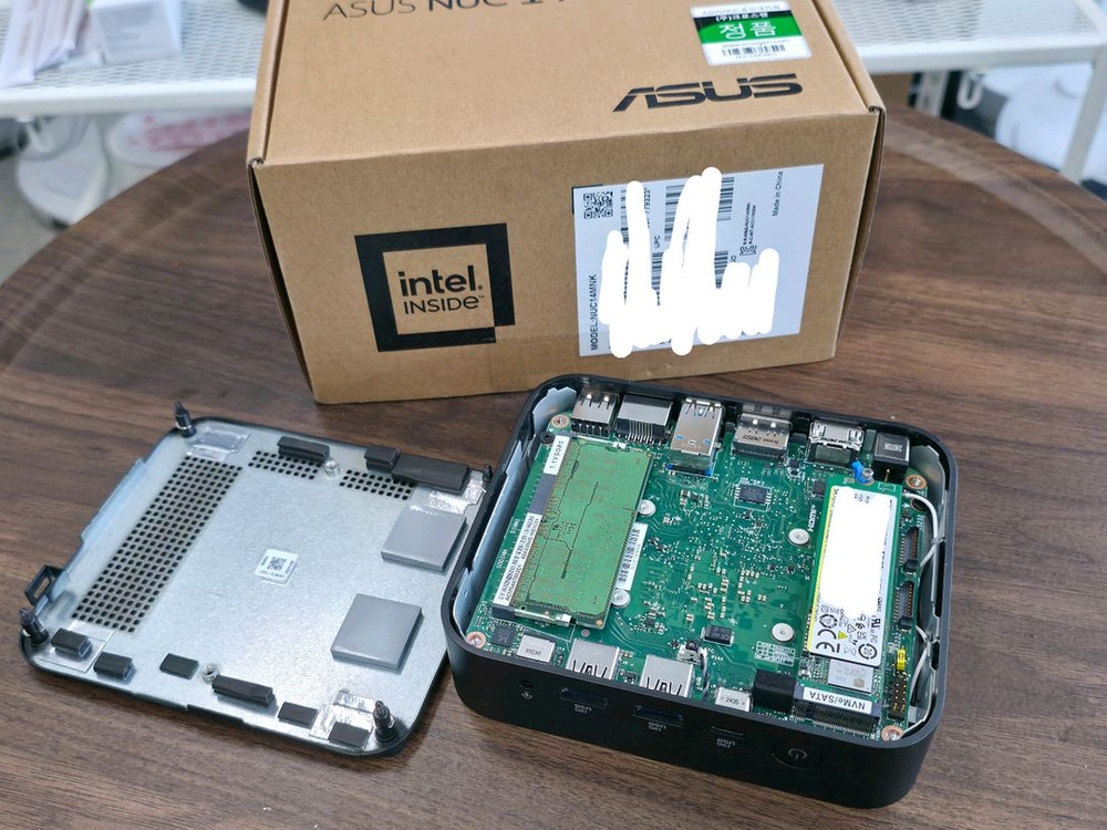 ASUS NUC14MNK97 8GB, M.2 512GB, 윈도우11 프로 내장 이미지