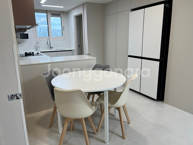 [최저가]원목 카페 식당 식탁 책상 화장대 테이블 의자--7