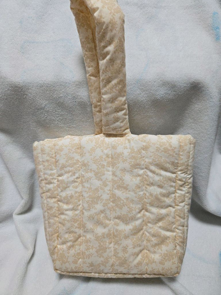 프프 프레젠트프로젝트 앤디플로럴베이지 미니쿠션백--2