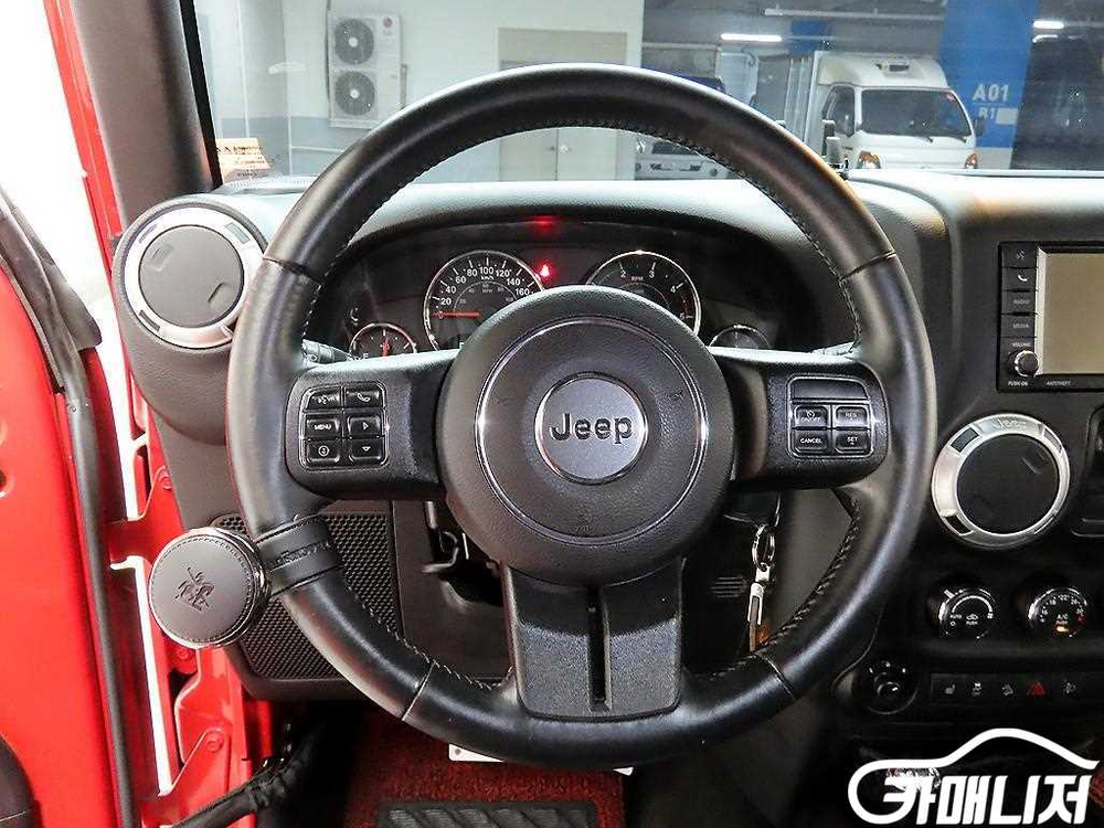 [지프]랭글러 2.8 사하라 4DR #2026년특가--6