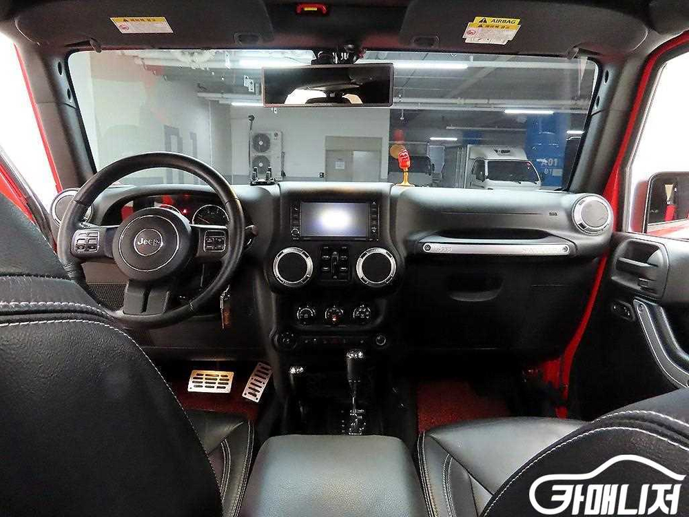 [지프]랭글러 2.8 사하라 4DR #2026년특가--7