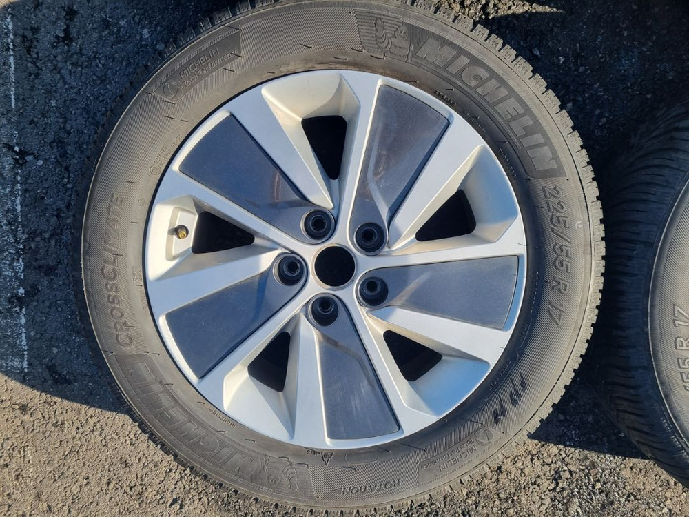 K7 17인치 2255517 중고 휠타이어 팝니다--4