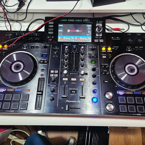 DJ 컨트롤러 + 스피커 세트 이미지