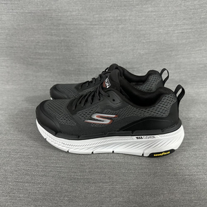 스케쳐스 맥스 쿠셔닝 프리미어2.0 러닝화 (남성 255mm)/s1250