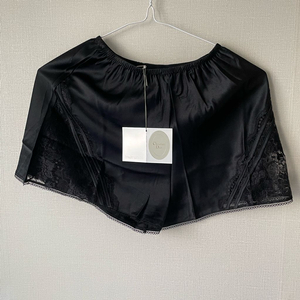 디올 블랙 레이스 슬립 팬츠 새상품