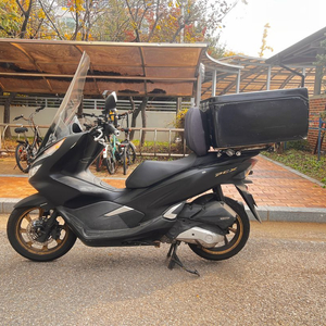 20년 pcx 150cc 스쿠터 판매합니다.