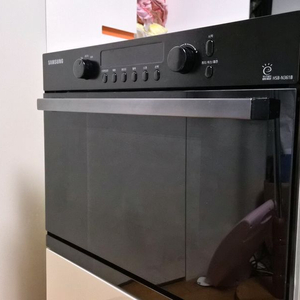 삼성 빌트인 오븐 HSB-N361B 블랙 색상입니빌트인 전자렌지