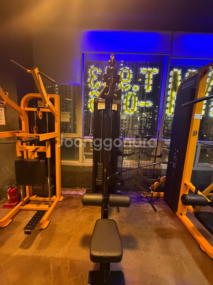 헬스장 운동기구 세트--5