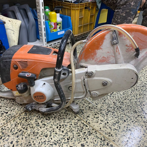 파트너 콘크리트 석재 절단기 도로 컷팅기 스틸 TS800