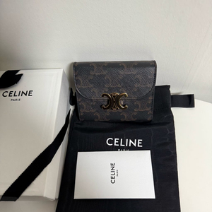 [S+/정품] 셀린느 트리옹프 캔버스 플랩 반지갑 탄