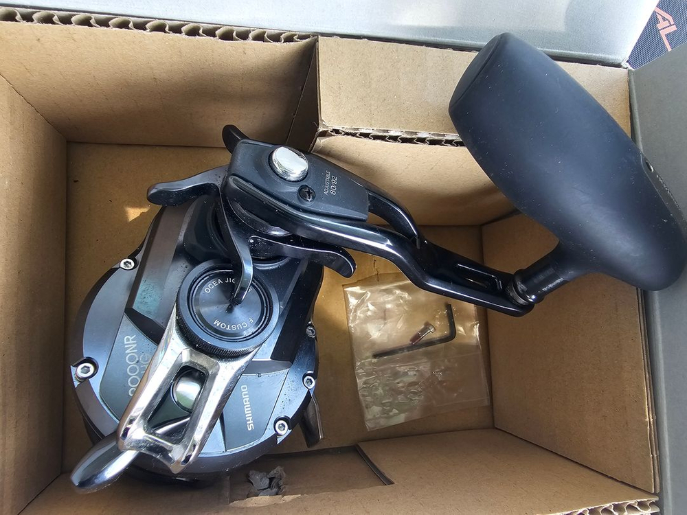 시마노 오세아지거 2000NRHG(내수)+ NS/아부 슬로우지깅B 66 HMF 아부 솔티스테이지 슬로우지깅 SJ--2