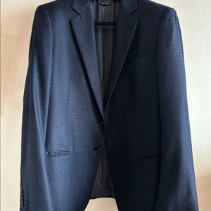 조르지오 아르마니 정장 이미지