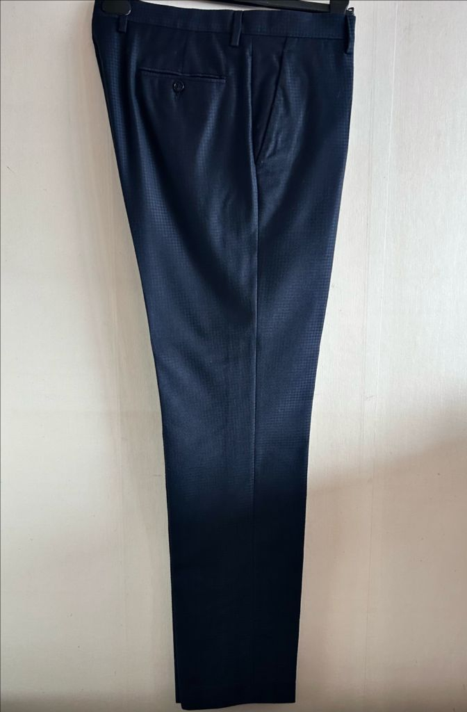 조르지오 아르마니 정장 이미지