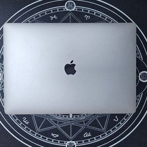 맥북프로 A1990 15인치 i7-8750H 16GRAM 512SSD