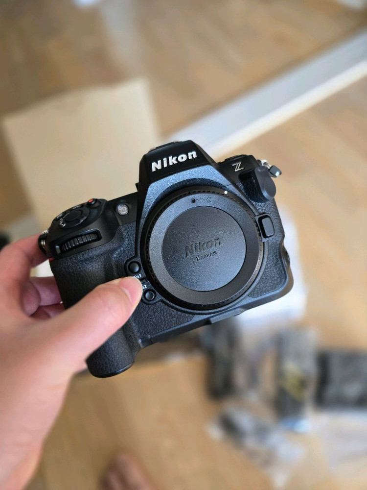 [정품] Z8 카메라 + 스몰리그 케이지키트 일괄 판매합니다. 이미지