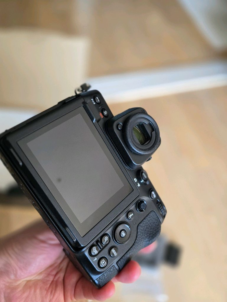 [정품] Z8 카메라 + 스몰리그 케이지키트 일괄 판매합니다. 이미지