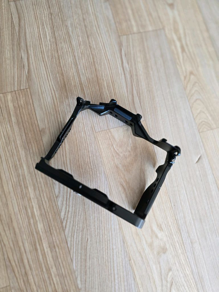 [정품] Z8 카메라 + 스몰리그 케이지키트 일괄 판매합니다. 이미지