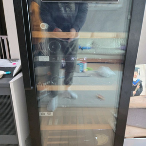 LG디오스 와인냉장고 W715B