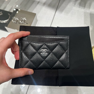 샤넬 클래식 카드슬롯 은장 슬롯 은장 미개봉 새상품(26.01 구입)