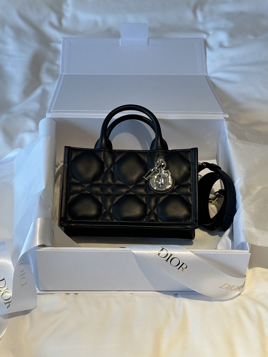 디올북토트미니 이미지