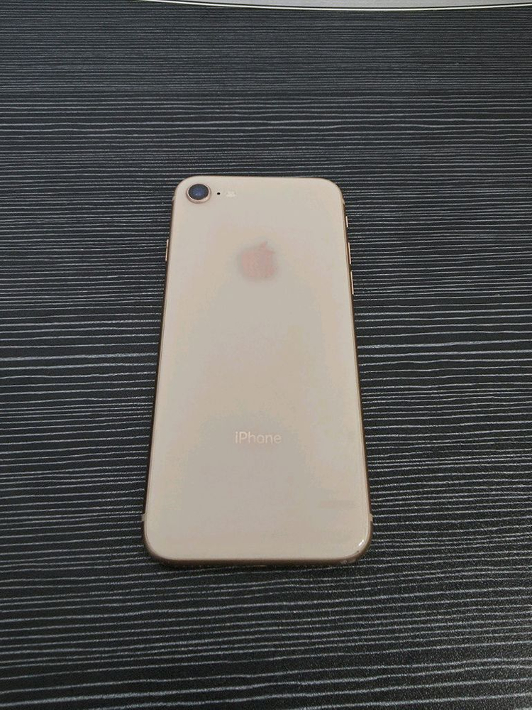 아이폰 8 64GB 골드--1
