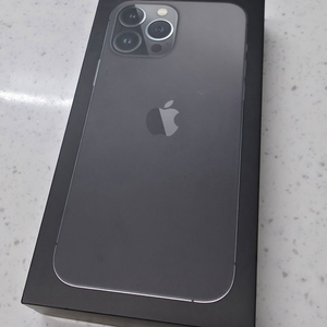 아이폰 13 프로맥스 1T 자급제 배터리 98% S급 풀박스 판매합니다.(정품가죽케이스드림) 이미지