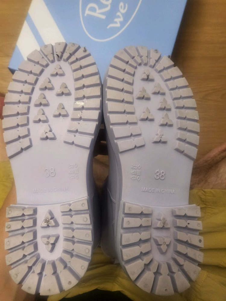 RECLOW (리끌로우) 레인부츠 판매 합니다 (사이즈 38, 퍼플 컬러) 이미지