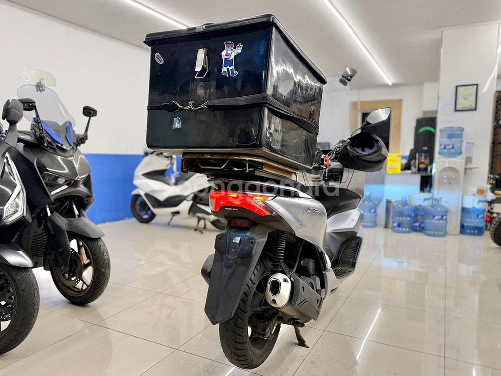 21년식 PCX125 55,XXXkm 판매합니다:)--3