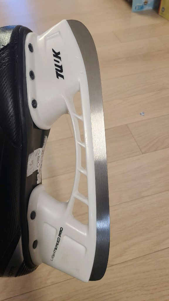 BAUER VAPOR 아이스하키 스케이트 230--7