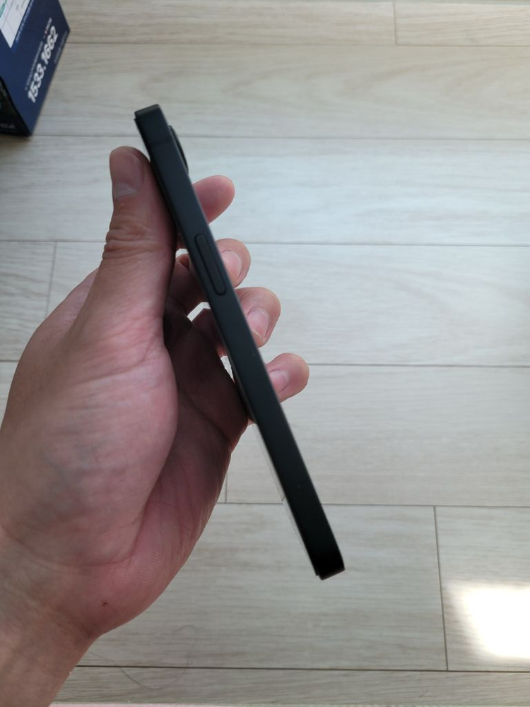 아이폰 16e 블랙 128기가--3