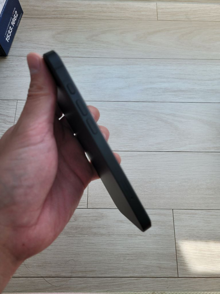 아이폰 16e 블랙 128기가--4