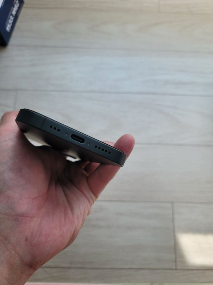 아이폰 16e 블랙 128기가--5