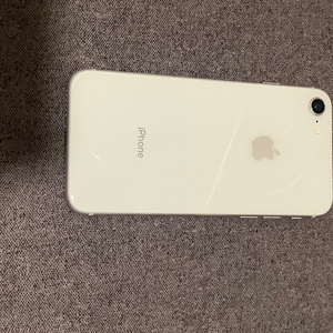 아이폰 8 실버 64기가 배터리 100 인스타 감성폰 이미지