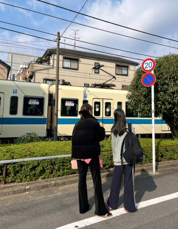 위꼬모 블랙벨벳 패딩 L--3