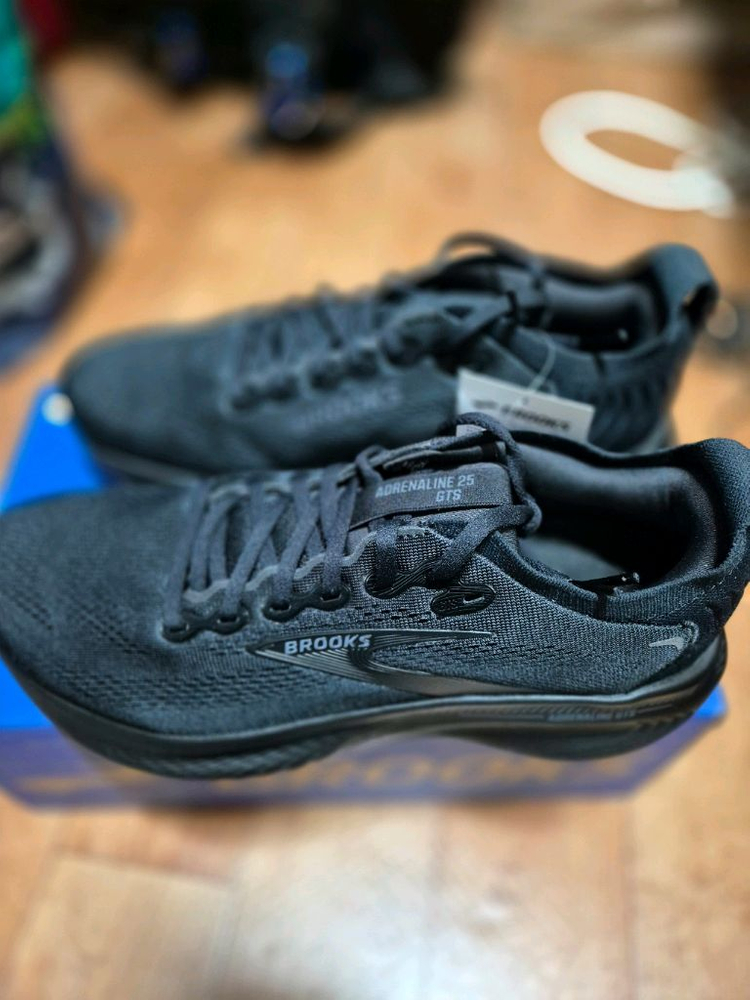 (새상품)브룩스 아드레날린 GTS 25 블랙 러닝화 265mm MEDUMI 새상품입니다--2