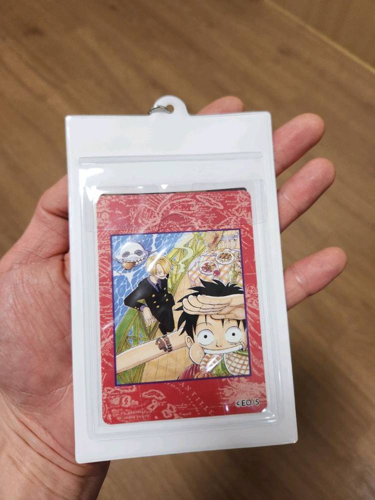 원피스 Jump샵 in Seoul 상디 카드 키홀더 판매합니다--1