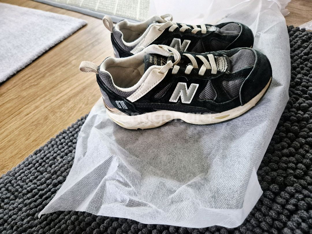 유아동 뉴발란스 운동화--1