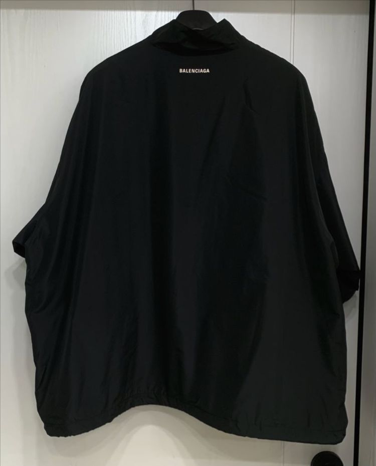 [M]발렌시아가 미니멀 로고 트랙 자켓 블랙 바람막이 이미지
